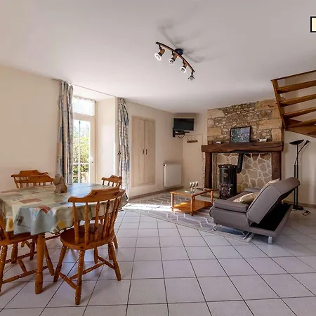 Authentique Propriete Perigourdine Pour 18 Pers. Avec Piscine Chauffee - Fr-1-824-13 Nyaraló